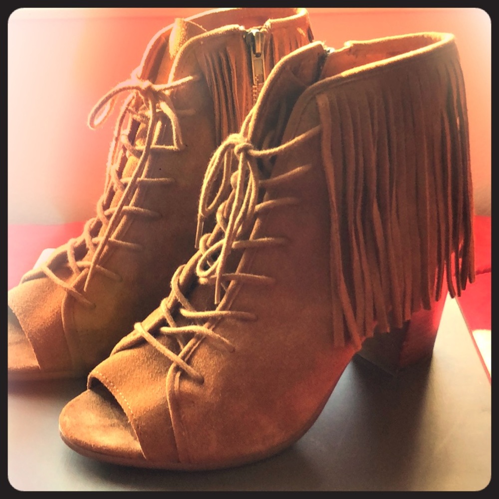 Steve Madden Fringe peep toe bootie-Newport